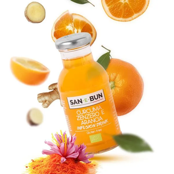 Napój BIO z kurkumą, imbirem i pomarańczą