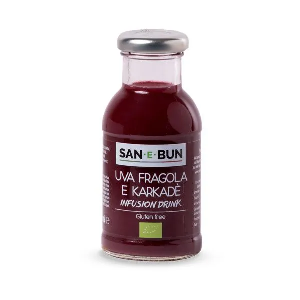 Organiczny napar z hibiskusa, truskawek i winogron w szklanej butelce