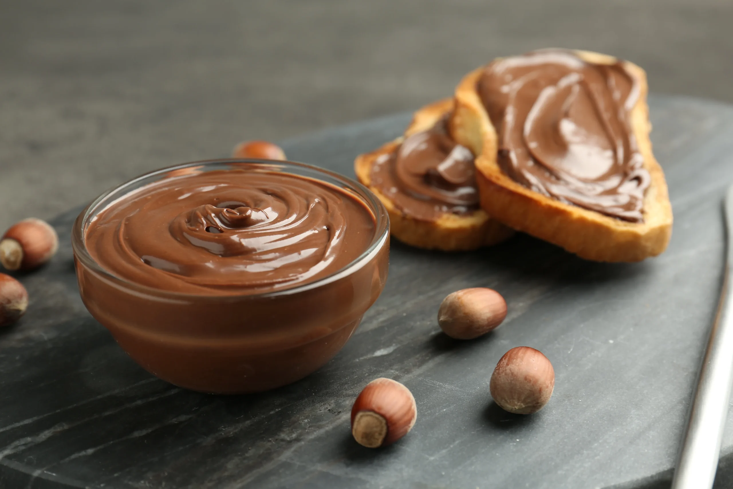 krem z orzechów laskowych